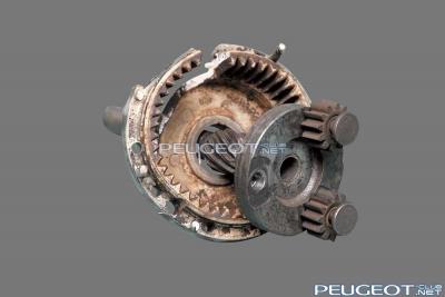 [Peugeot-Club.net] - Starter_67005.jpg