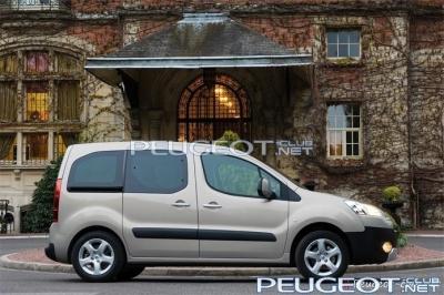 peugeot-club.net - 4796-1b0830.jpg