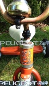 peugeot-club.net - kids2.jpg