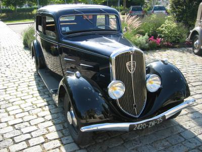 Peugeot 401.jpg