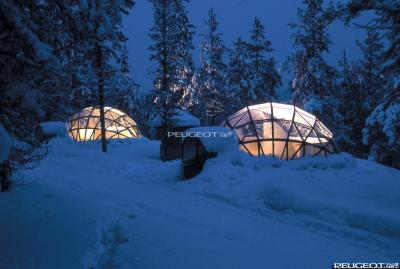 hq_winter_igloo_village1.jpg