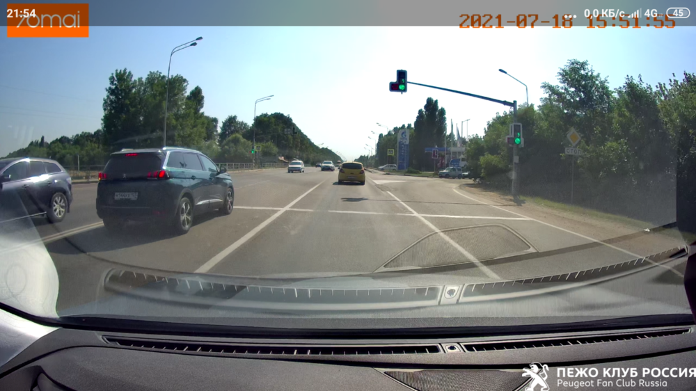 Screenshot_2021-07-18-21-54-49-819_com.miui.videoplayer.png