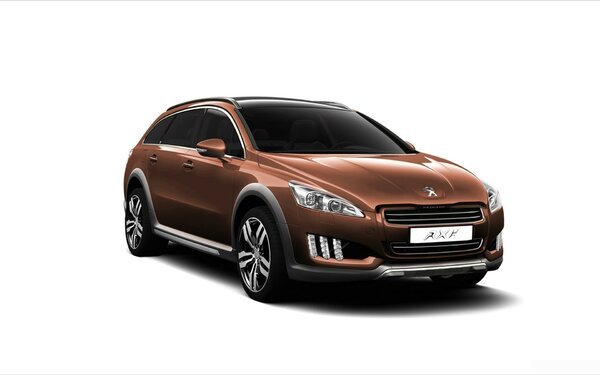 2012_peugeot_508_rxh-1920x1200.jpg