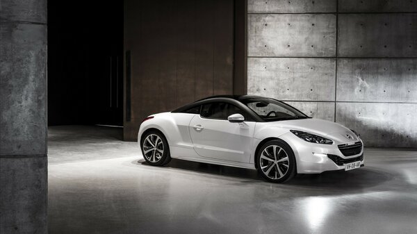 2013_peugeot_rcz_sports_coupe-1920x1080.jpg